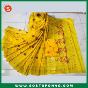 কাপল সেট (শাড়ি এবং পাঞ্জাবি) বিবরণ: এই কাপল সেট(শাড়ি এবং পাঞ্জাবি) বিশেষভাবে ডিজাইন করা হয়েছে, যা আপনার এবং আপনার প্রিয়জনের পোশাকের মধ্যে একটি ঐক্যপূর্ণ সৌন্দর্য যোগ করবে। পারিবারিক অনুষ্ঠান, বিশেষ দিন বা উৎসব—যেকোনো আয়োজনে আপনি এবং আপনার সঙ্গী এই সেটটি পরে হয়ে উঠবেন নজরকাড়া। এই সেটটিতে রয়েছে একটি ধুপিয়ান সিল্কের শাড়ি এবং ধুপিয়ান কটনের পাঞ্জাবি, যা স্টাইল এবং মানের সমন্বয় ঘটিয়েছে, এবং দীর্ঘ সময় ধরে আরাম প্রদান করবে। বৈশিষ্ট্য: শাড়ি: এই ধুপিয়ান সিল্ক শাড়িটি তার দীর্ঘ ১২ হাত দৈর্ঘ্যের জন্য বিশেষভাবে প্রশংসিত। এতে স্কিনপ্রিন্টের কাজ করা হয়েছে, যা শাড়িটিকে আরও চিত্তাকর্ষক করে তোলে এবং যেকোনো অনুষ্ঠানে পরার জন্য একদম পারফেক্ট। পাঞ্জাবি: পুরুষদের জন্য আরামদায়ক এবং স্টাইলিশ ধুপিয়ান কটনের পাঞ্জাবি, যা পোশাকে এনে দেয় বিশুদ্ধ বাঙালি ঐতিহ্যের ছোঁয়া। এটি ধুপিয়ান কটনের হওয়ায় দীর্ঘক্ষণ পরলেও বেশ আরামদায়ক অনুভূতি দেবে। কালার গ্যারান্টি: কাপড়ের মানের প্রতি আমাদের সম্পূর্ণ প্রতিশ্রুতি রয়েছে, তাই এই সেটের রঙ থাকবে উজ্জ্বল এবং অক্ষয়। বারবার ধোওয়ার পরেও রঙ থাকবে প্রায় নতুনের মতো। এই কাপল সেটটি আপনাকে এবং আপনার সঙ্গীকে দিবে এক অনন্য বৈচিত্র্যময় এবং স্টাইলিশ লুক। বিশেষ মুহূর্তগুলোকে আরও সুন্দর ও স্মরণীয় করে তুলতে এখনই অর্ডার করুন এই এক্সক্লুসিভ কাপল সেটটি। বিশেষ উল্লেখ: এই শাড়ি ও পাঞ্জাবির সেটটি বাঙালি ঐতিহ্যের এক অসাধারণ মেলবন্ধন। আপনার জীবনের বিশেষ দিনগুলোতে এটি হয়ে উঠতে পারে আপনার স্টাইলের এক অনন্য সংযোজন।