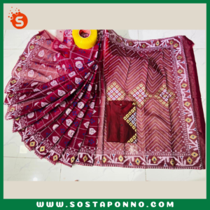 কাপল সেট (শাড়ি এবং পাঞ্জাবি) বিবরণ: এই কাপল সেট(শাড়ি এবং পাঞ্জাবি) বিশেষভাবে ডিজাইন করা হয়েছে, যা আপনার এবং আপনার প্রিয়জনের পোশাকের মধ্যে একটি ঐক্যপূর্ণ সৌন্দর্য যোগ করবে। পারিবারিক অনুষ্ঠান, বিশেষ দিন বা উৎসব—যেকোনো আয়োজনে আপনি এবং আপনার সঙ্গী এই সেটটি পরে হয়ে উঠবেন নজরকাড়া। এই সেটটিতে রয়েছে একটি ধুপিয়ান সিল্কের শাড়ি এবং ধুপিয়ান কটনের পাঞ্জাবি, যা স্টাইল এবং মানের সমন্বয় ঘটিয়েছে, এবং দীর্ঘ সময় ধরে আরাম প্রদান করবে। বৈশিষ্ট্য: শাড়ি: এই ধুপিয়ান সিল্ক শাড়িটি তার দীর্ঘ ১২ হাত দৈর্ঘ্যের জন্য বিশেষভাবে প্রশংসিত। এতে স্কিনপ্রিন্টের কাজ করা হয়েছে, যা শাড়িটিকে আরও চিত্তাকর্ষক করে তোলে এবং যেকোনো অনুষ্ঠানে পরার জন্য একদম পারফেক্ট। পাঞ্জাবি: পুরুষদের জন্য আরামদায়ক এবং স্টাইলিশ ধুপিয়ান কটনের পাঞ্জাবি, যা পোশাকে এনে দেয় বিশুদ্ধ বাঙালি ঐতিহ্যের ছোঁয়া। এটি ধুপিয়ান কটনের হওয়ায় দীর্ঘক্ষণ পরলেও বেশ আরামদায়ক অনুভূতি দেবে। কালার গ্যারান্টি: কাপড়ের মানের প্রতি আমাদের সম্পূর্ণ প্রতিশ্রুতি রয়েছে, তাই এই সেটের রঙ থাকবে উজ্জ্বল এবং অক্ষয়। বারবার ধোওয়ার পরেও রঙ থাকবে প্রায় নতুনের মতো। এই কাপল সেটটি আপনাকে এবং আপনার সঙ্গীকে দিবে এক অনন্য বৈচিত্র্যময় এবং স্টাইলিশ লুক। বিশেষ মুহূর্তগুলোকে আরও সুন্দর ও স্মরণীয় করে তুলতে এখনই অর্ডার করুন এই এক্সক্লুসিভ কাপল সেটটি। বিশেষ উল্লেখ: এই শাড়ি ও পাঞ্জাবির সেটটি বাঙালি ঐতিহ্যের এক অসাধারণ মেলবন্ধন। আপনার জীবনের বিশেষ দিনগুলোতে এটি হয়ে উঠতে পারে আপনার স্টাইলের এক অনন্য সংযোজন।